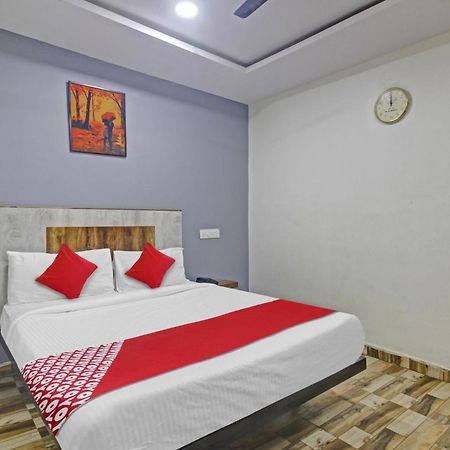 Super Hotel O Sri Sai Regency Haydarabad Dış mekan fotoğraf