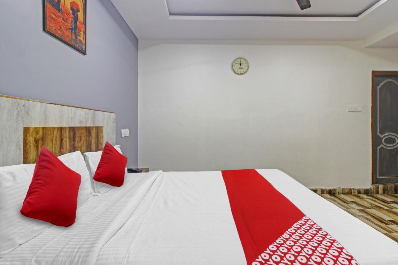 Super Hotel O Sri Sai Regency Haydarabad Dış mekan fotoğraf