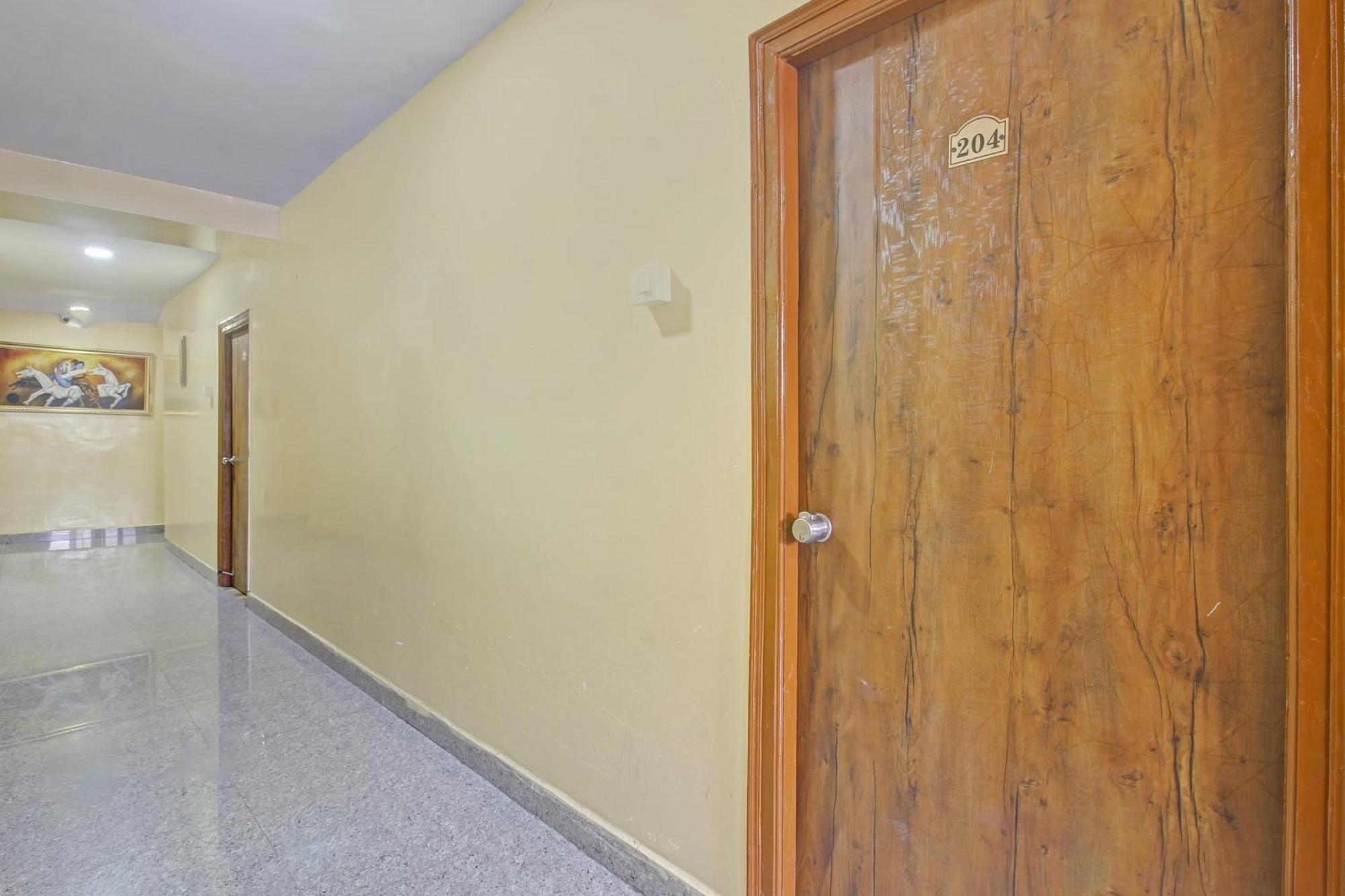 Super Hotel O Sri Sai Regency Haydarabad Dış mekan fotoğraf