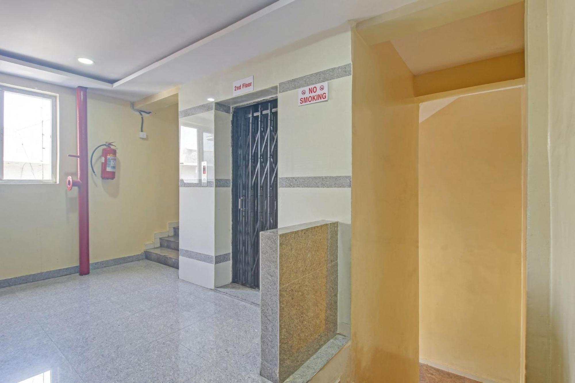 Super Hotel O Sri Sai Regency Haydarabad Dış mekan fotoğraf